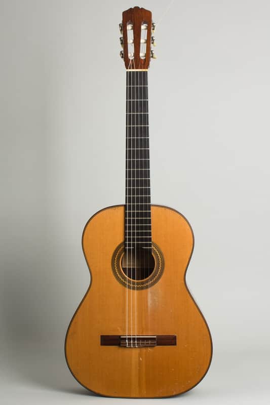 Manuel Velazquez  El Clasico Special Classical Guitar (1963), ser. #F-46, original black hard shell case. image 1