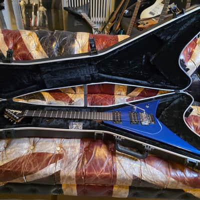 Jackson RR1 MADE IN USA RARE RR2 Bolt-On Randy Rhoads Flying V HH Kent Armstrong SKB Flight Case image 2