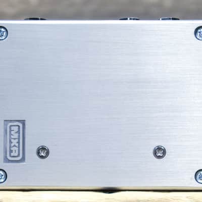 MXR M108S Ten Band EQ Noise-Reduction Circuitry Ten Band Equalizer Effect Pedal image 4