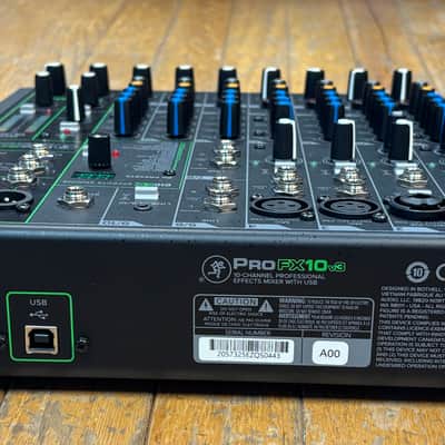 Mackie ProFX10v3 10-Channel Mixer image 5