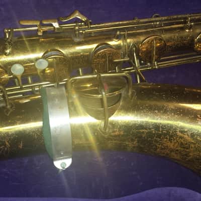 C.G. Conn Baritone Saxophone Sax Elkhart, Indiana Vintage 1932 with Hardshell Case image 4
