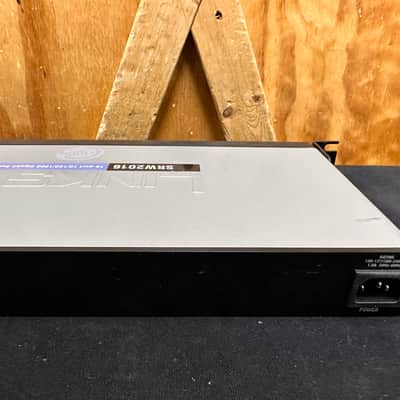 Linksys SRW2016 16-Port 10/100/1000 Gigabit Switch image 7