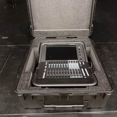 Avantis Solo |  DEEP | GIGA ACE | SKB Case Bild 3