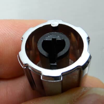 Line 6 Spider II III POD X3, Low Down Silver Push Knob 30-45-0011 PLASTIC CHROME image 4