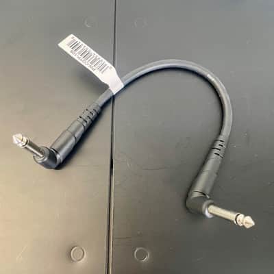 JHS Haunting Mids 2018 - Present w/patch cable - Black image 7