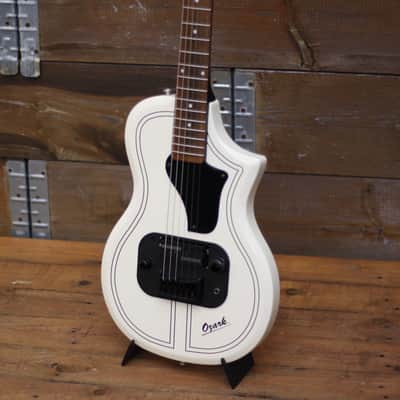 Supro Ozark 2019 - Antique White image 1