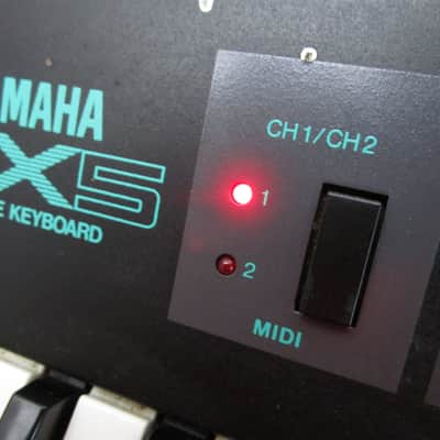 Yamaha KX5 BLACK Keytar MIDI Controller shoulder keyboard TESTED #24 image 4