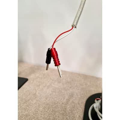 Hi-Fi Speaker Stands - Built In Banana Jack Leads - Excellent image 15