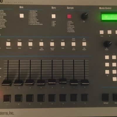 E-MU SP-1200 1998 Reissue Drum Machine Sampler – Excellent – Original Screen + OS Disks image 13
