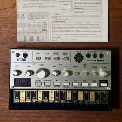 Korg Volca Bass Analog Bass Sequencer/Synthesizer 2013 - Present - Silver/Black image 3