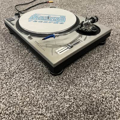 Technics SL-1200MK2 1979 - 2010 - Silver image 4