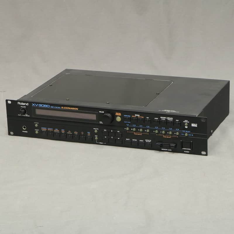 Roland XV-3080 128 Voice Rackmount Synthesizer | Reverb France