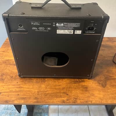 Peavey Vypyr VIP 1 Modeling 20W 1x8" Guitar/Bass/Acoustic Combo Amp 2010s - Black image 3