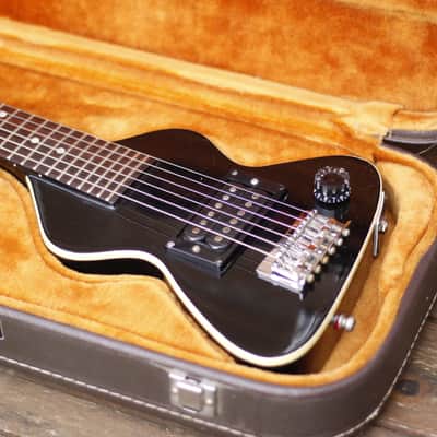 Chiquita Travel Guitar 1980's - Black image 3