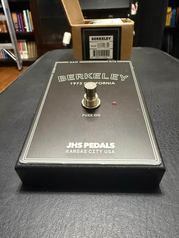 JHS Legends Series Berkeley 1973 California Fuzz 2023 - 2025 - Black