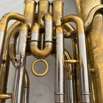 Yamaha YBH-301M Marching Baritone Horn 2010s - Lacquered Brass image 6