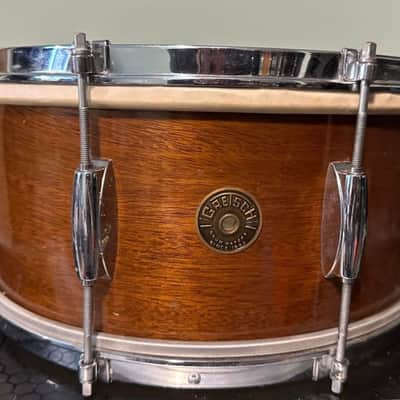 Gretsch Renown 14x6.5" 8-Lug Snare Drum with Round Badge 1950 - 1958 - Mahogany image 1
