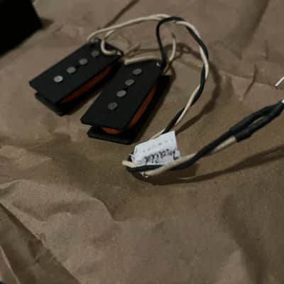 Lindy Fralin Precision Bass Precision Bass 5% overwound pickup image 2
