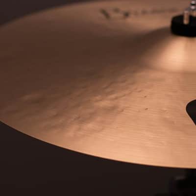 Meinl 18" Byzance Extra Thin Hammered Crash image 2
