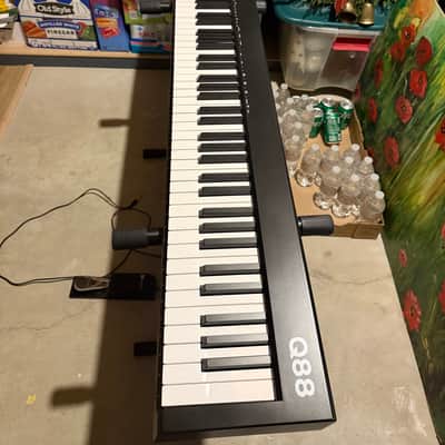 Alesis Q88 MKII 88-Key USB MIDI Keyboard Controller 2021 - Present - Black