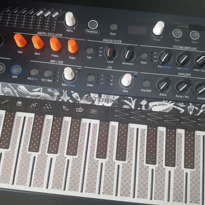 LIKE NEW - Arturia MicroFreak 25-Key Algorithmic Synthesizer - Black