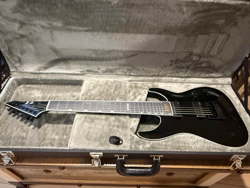 ESP E-II Horizon NT-7 Evertune 2024 - Black gloss image 1