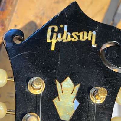 1959 Gibson EM-200 Florentine Electric Mandolin sunburst image 14