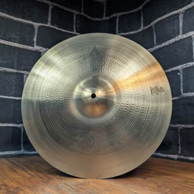 Zildjian A Series 16" Medium Thin Crash Cymbal – Classic Avedis Sound – Fast, Bright, Versatile Crash image 6