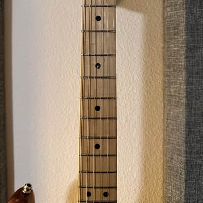 Fender American Deluxe Stratocaster with Maple Fretboard 2004 - 2010 - Amber image 5