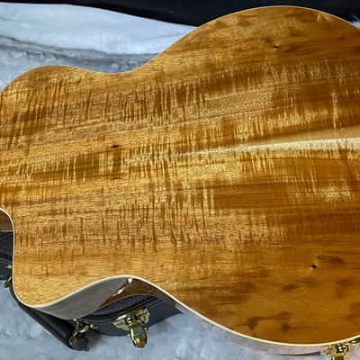 Taylor 214ce-K DLX Koa Grand Auditorium Acoustic-Electric Guitar Natural Finish - 4.8lbs - Authorized Dealer - G06047 image 8