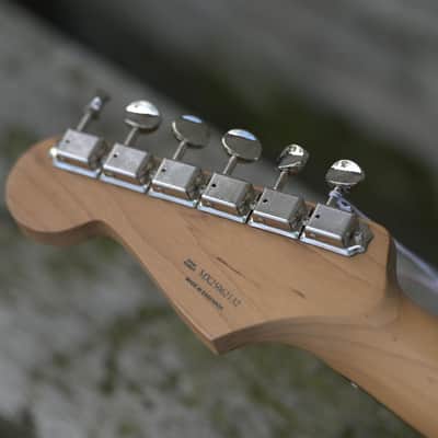 Fender Limited Edition Vintera® II '60s Stratocaster® - Fiesta Red image 11