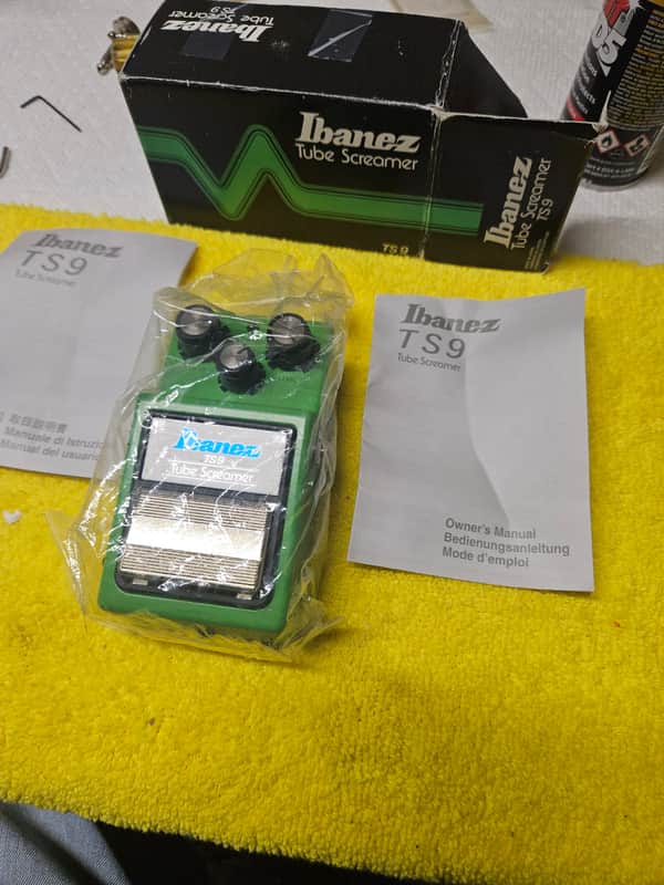 Ibanez ts 9 tube screamer pedal in the box with paperwork Japan reissue image 1