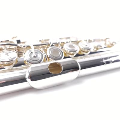 Refurbished Gemeinhardt Platinum- Silver Lip 33SHB Intermediate B Foot Flute +Warranty image 3