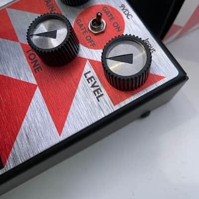 Maestro Invader Distortion 2022 - Present - Red Graphic image 4