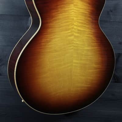 Eastman AR480CE John Pisano 30th Anniversary Archtop Electric Guitar Sunburst image 13