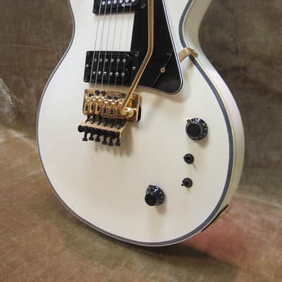 Burny Les Paul Custom RLC-85S Ivory w/ Sustainer Floyd Rose Axcess