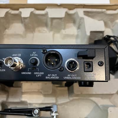 Audio Technica ATW-R2100 2000 Series UHF Wireless Receiver image 9