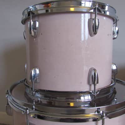 Yamaha Tour Custom Maple Drum Kit in Sakura White (Pink). 22,12,16 - Roadworn image 11