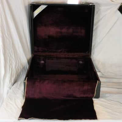 Flint Gray Cordovox Hard Case for Accordion 21.75" x 19" x 10.75" (55.25cm x 48.25cm x 27.25cm) image 2