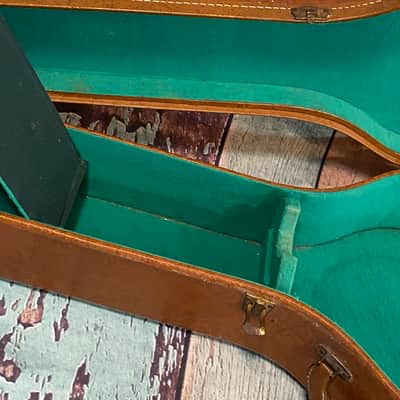 Vintage original Gibson J 45 case 1952 Brown/ Clean Interior image 6