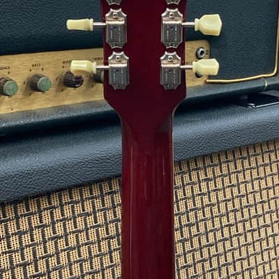 Gibson Les Paul Classic Plus 1999 - Translucent Red image 6