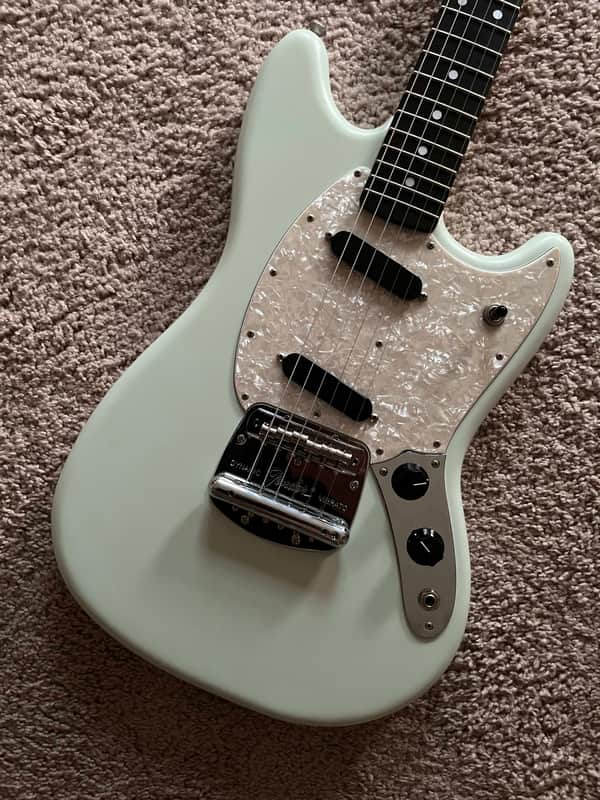 Fender American Performer Mustang - Satin Sonic Blue, Musikraft Neck Upgrade