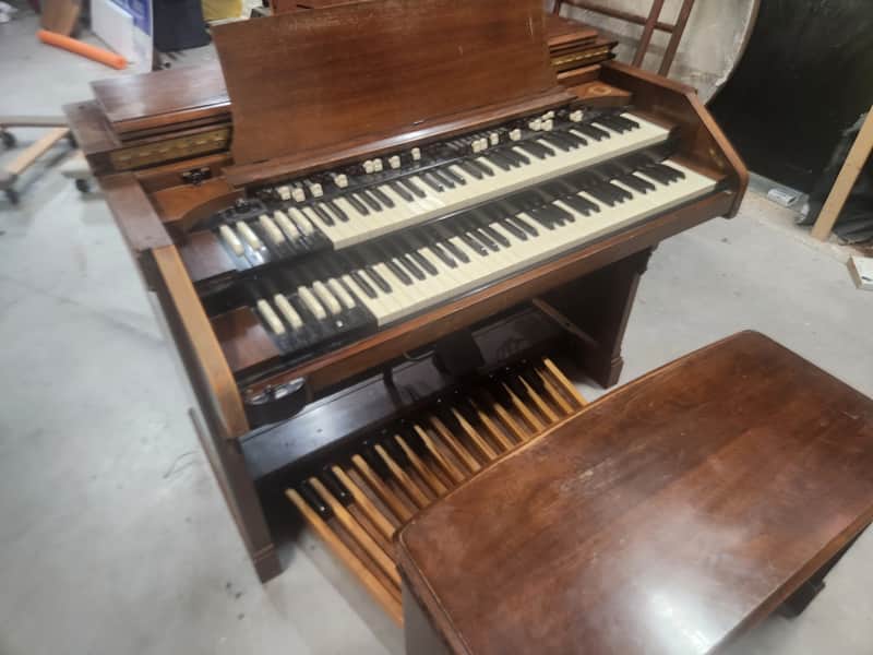 Hammond CV Organ with Leslie 122 Speaker 1945 - 1949 - Natural image 1