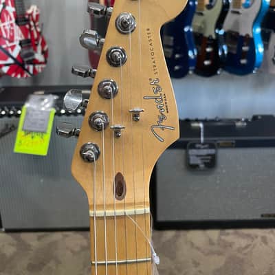 Fender American Standard Stratocaster - Made in USA 2006 image 4