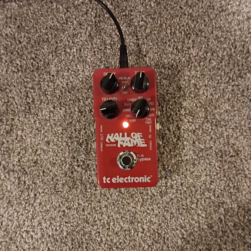 TC Electronic Hall of Fame Reverb 2011 - 2017 - Red image 1