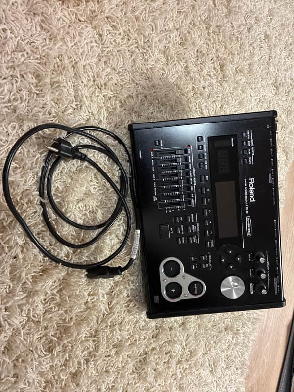 Roland TD-30 Drum Sound Module 2012 - 2016 - Black image 1