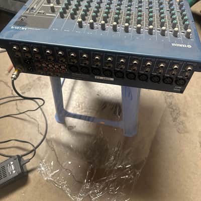 Yamaha MG16/4 console mixer image 3