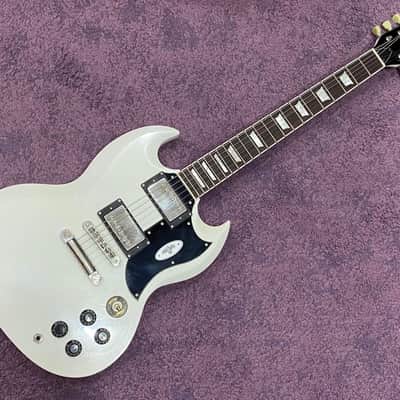Maybach Albatroz 65-2 Olympic White Aged image 1