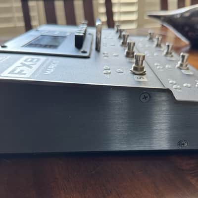 Fractal Audio FX8 Mark II with 2 sets Humbuster Cables image 3