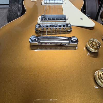 2012 Gibson Les Paul Deluxe - Goldtop image 2